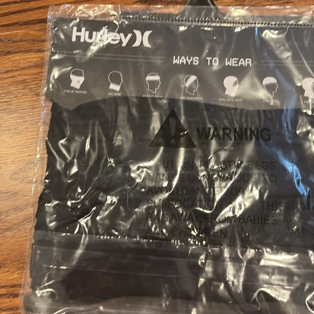 NEW Hurley Multipurpose Lightweight Neck Gaiter Face Mask Moisture Wicking Tech